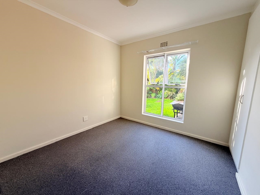 To Let 3 Bedroom Property for Rent in Pinehurst Western Cape